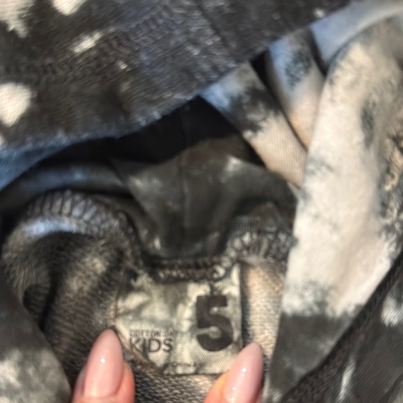 Cotton On Kids Tie-Dye Hoodie Size 5 - Picture 4 of 6